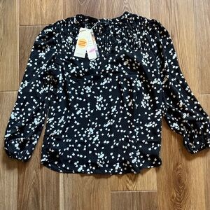 Elegant Black and White Women's Blouse